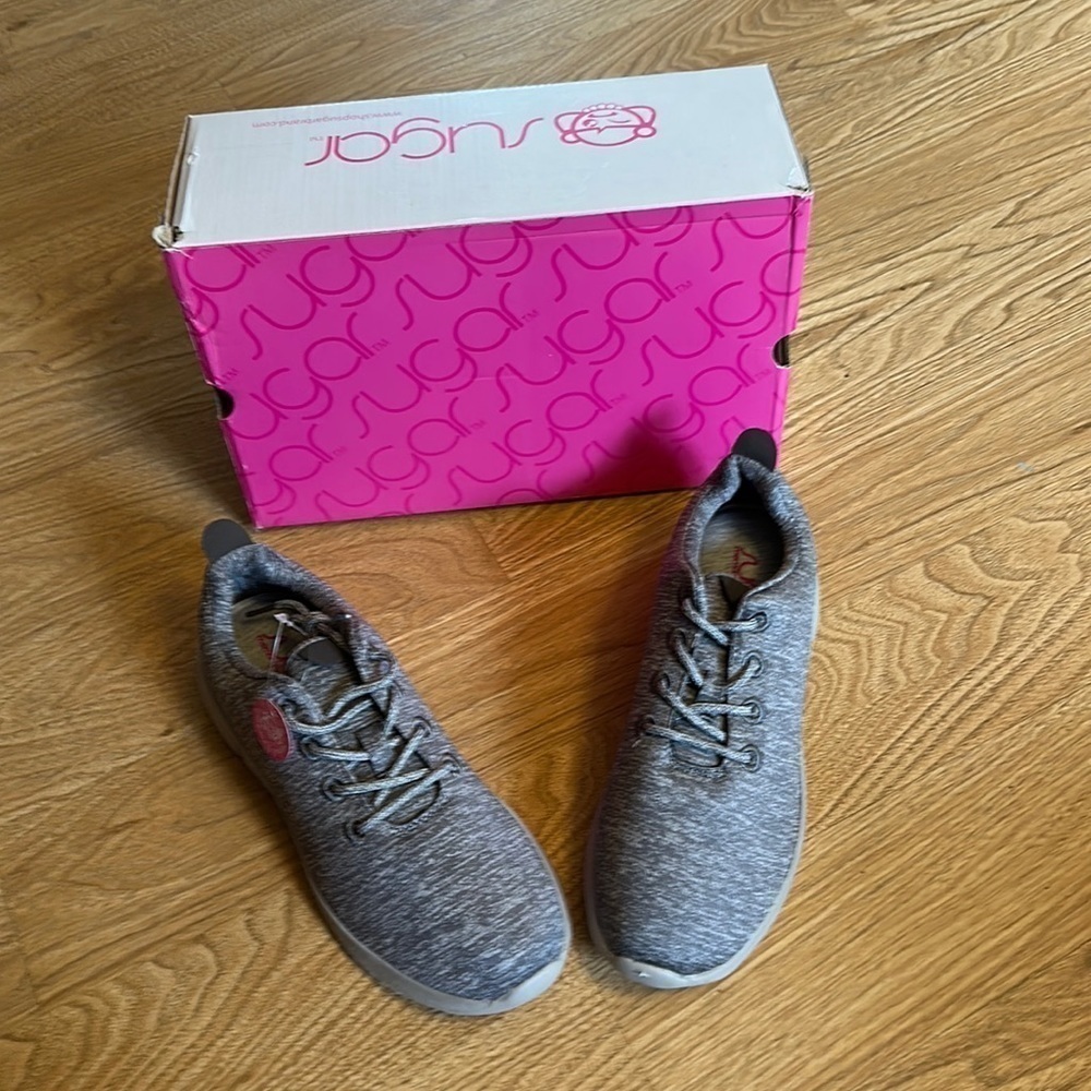 size 8.  Sugar Gabber. Gray. Soft comfy sole